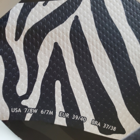 Havaianas x Dolce Gabbana Flip Flops Sz 7/8 - Picture 6 of 9